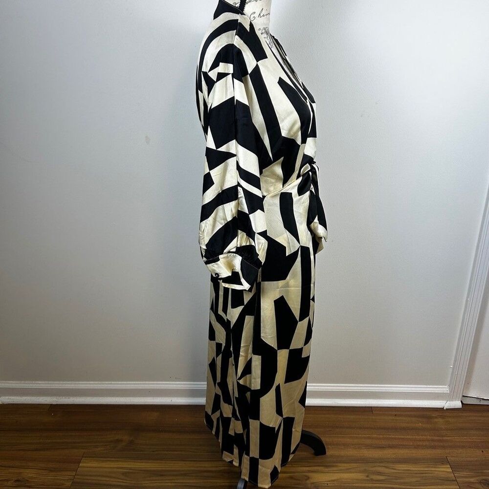 Dress Forum Los Angeles NY&C Geometric Wrap Maxi Dress Womens Medium Black Cream - Picture 8 of 11